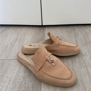 LORO PIANA WOMEN'S CHARMS WALK BABOUCHE LOAFERS SZ 39